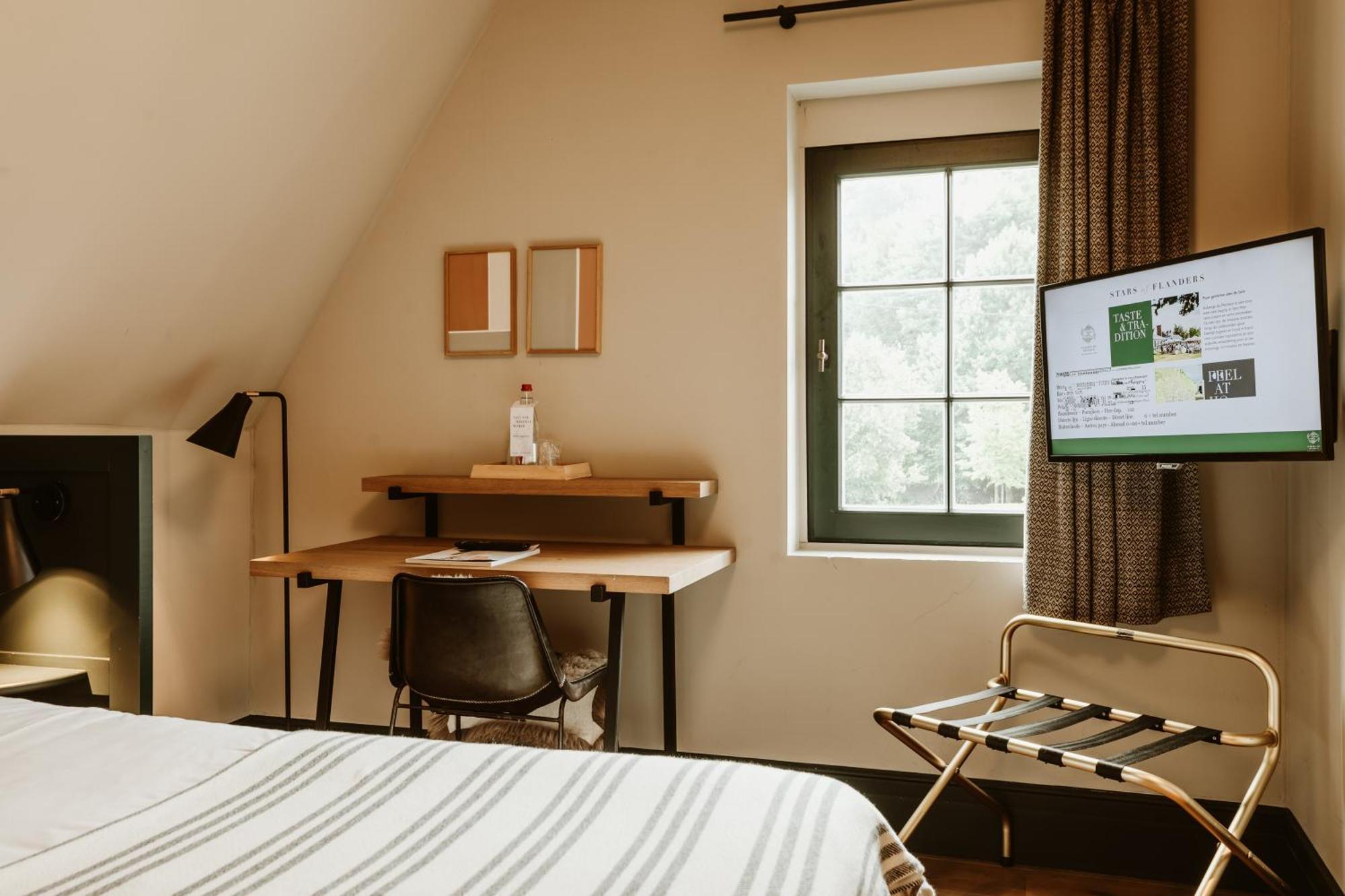 Auberge Du Pecheur แซงต์-มาร์เตนส์-ลาเตม ภายนอก รูปภาพ